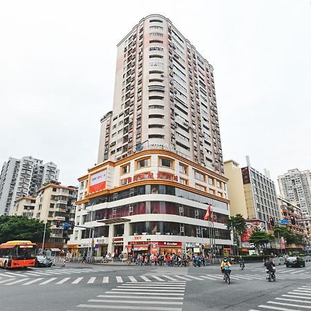 Royal Plaza Hotel Guangzhou Exterior foto