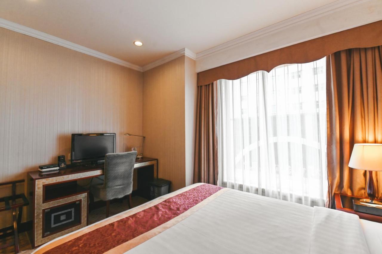 Royal Plaza Hotel Guangzhou Exterior foto
