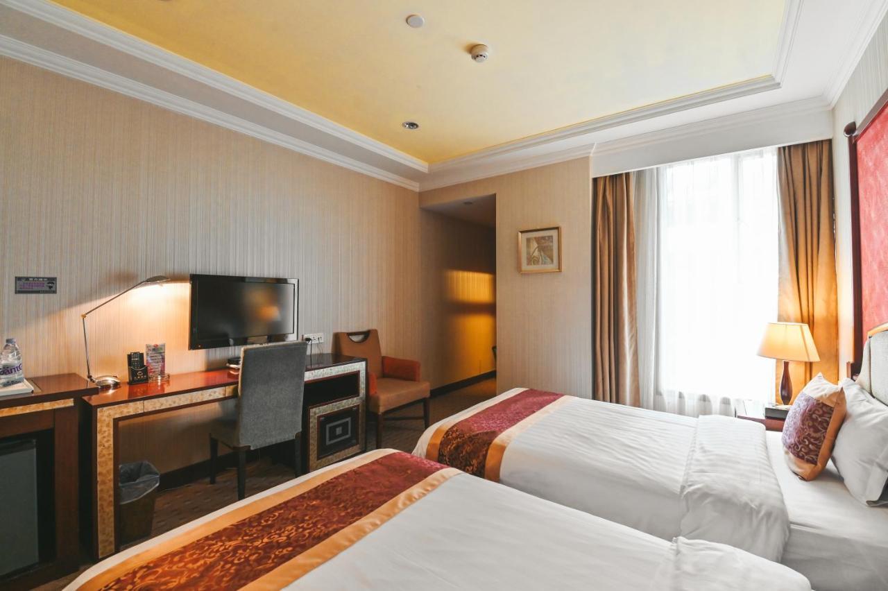 Royal Plaza Hotel Guangzhou Exterior foto