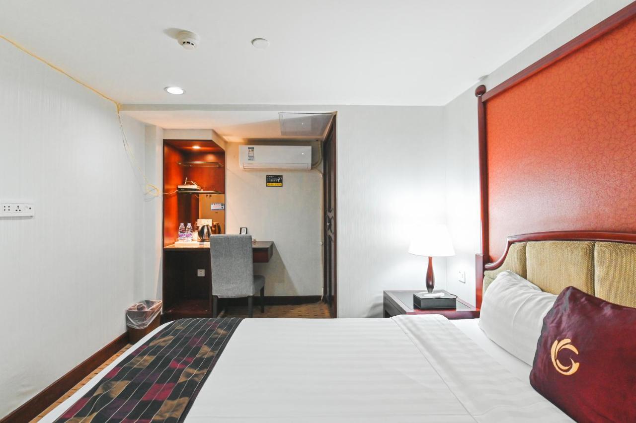 Royal Plaza Hotel Guangzhou Exterior foto